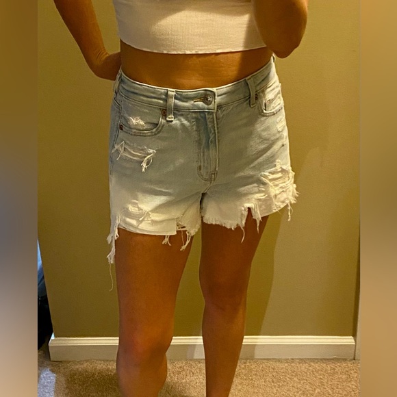 American Eagle Outfitters Denim - American Eagle Distressed Mom Short BNWT